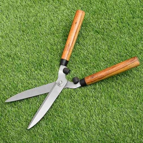 Hedge Shear with Wooden Handle